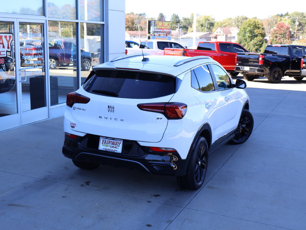 Used 2024 Buick Encore GX Sport Touring w/ Comfort Package AWD/4WD image 38