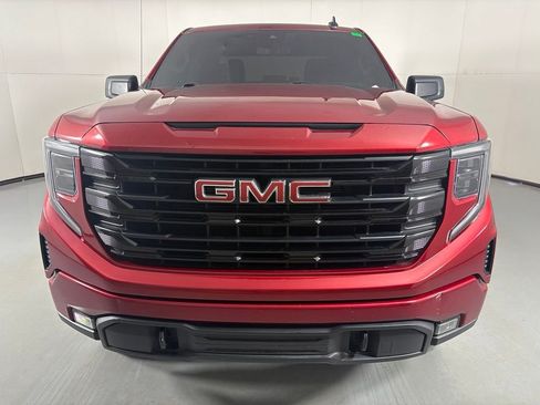 Used 2024 GMC Sierra 1500 Elevation w/ X31 Off-Road Package AWD/4WD image 3