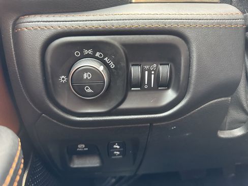 Used 2022 RAM 1500 Limited w/ Trailer Tow Group (B) image 42