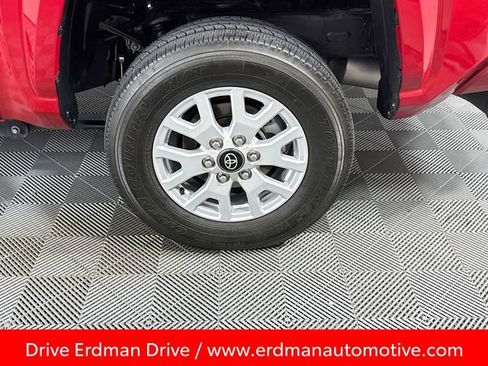 Used 2024 Toyota Tacoma SR5 image 4