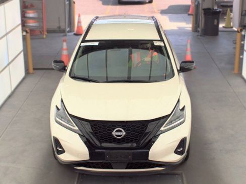 Used 2023 Nissan Murano SV w/ SV Midnight Edition Package AWD/4WD image 2