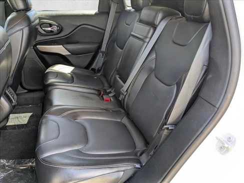 Used 2018 Jeep Cherokee Limited w/ High Altitude Package FWD image 19