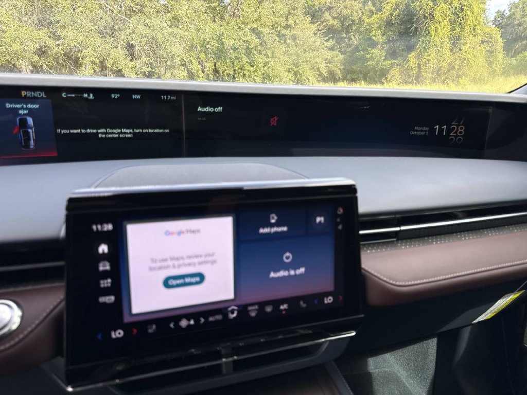 New 2026 Lincoln Nautilus Black Label AWD/4WD image 23