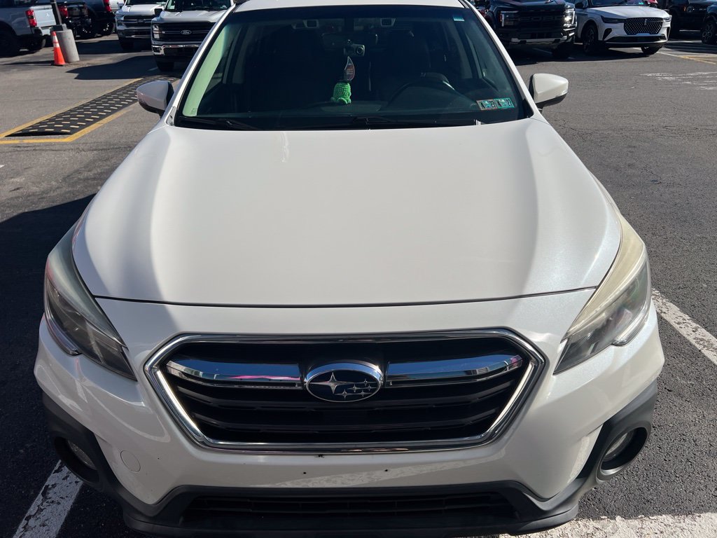 Used 2019 Subaru Outback 2.5i Limited AWD/4WD image 2