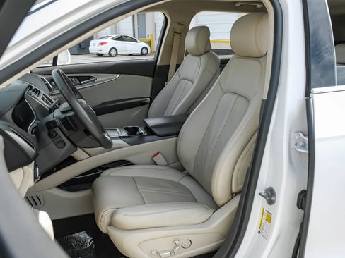 Used 2019 Lincoln Nautilus Reserve image 31