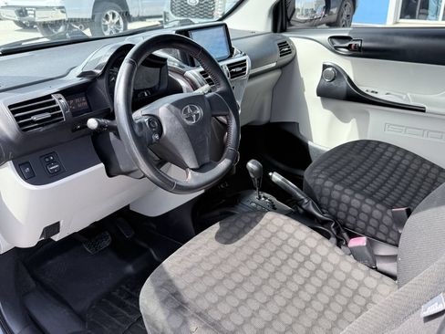 Used 2012 Scion iQ w/ Rear Speaker Pkg FWD image 9