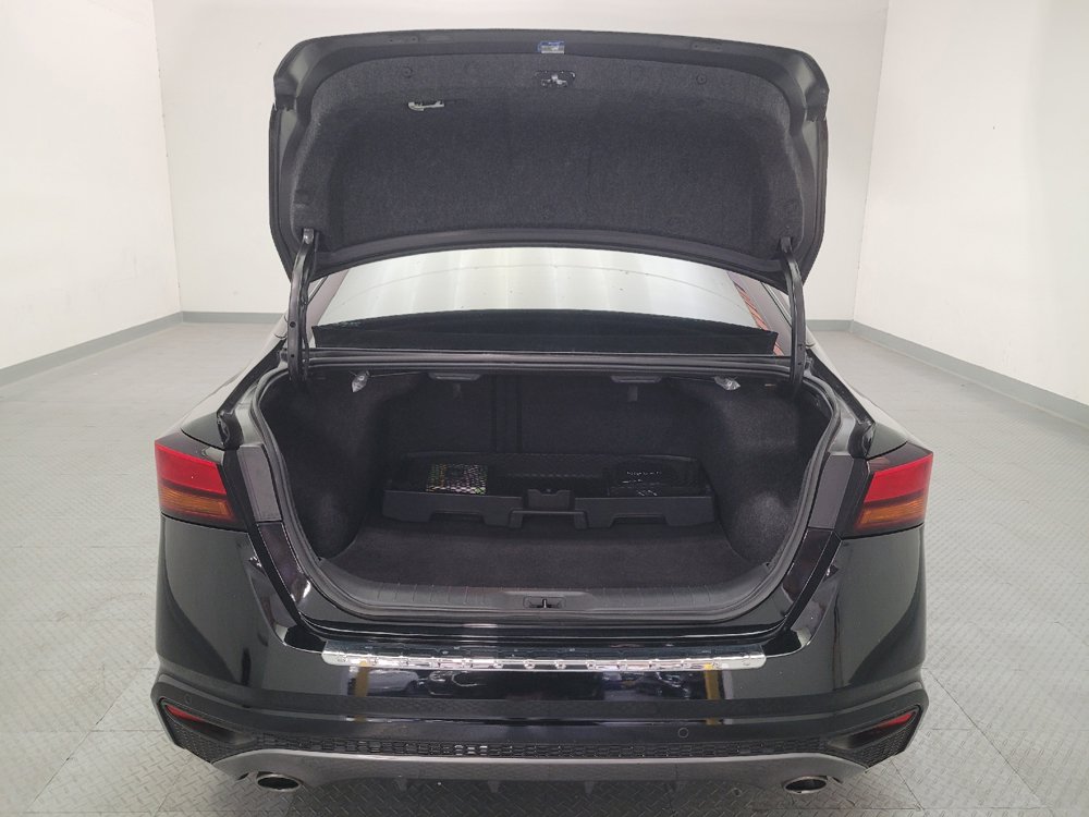 Used 2022 Nissan Altima 2.5 SR FWD image 29