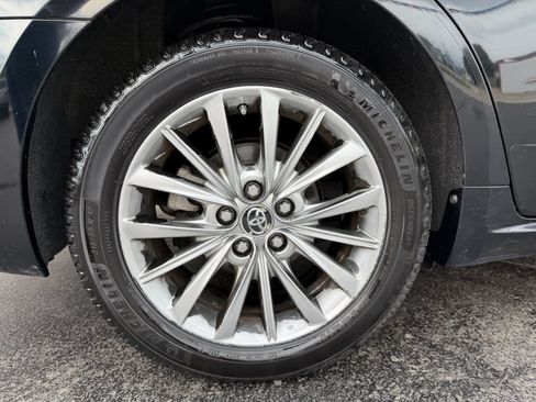 Used 2016 Toyota Avalon Limited w/ Toyota Safety Sense Package FWD image 22
