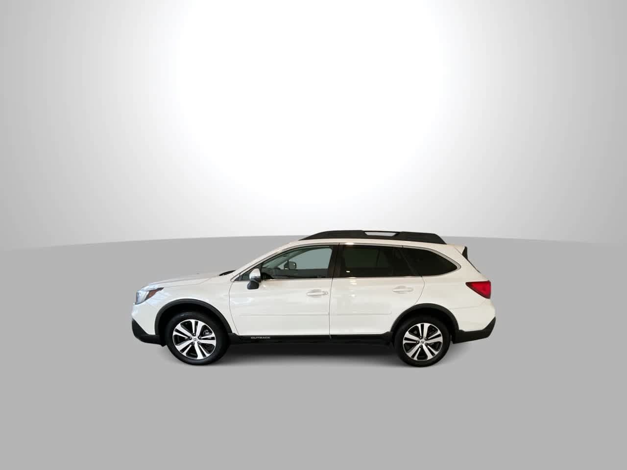Used 2019 Subaru Outback 2.5i Limited AWD/4WD image 5