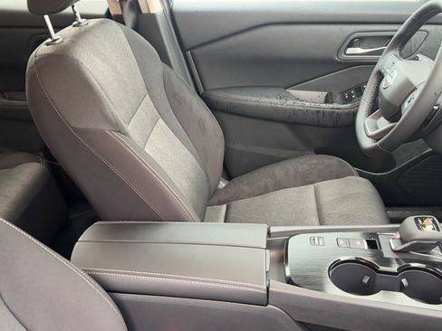 New 2026 Nissan Rogue SV image 12