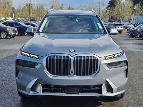 Used 2026 BMW X7 xDrive40i AWD/4WD image 2
