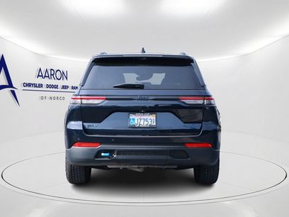 Used 2022 Jeep Grand Cherokee Trailhawk w/ Advanced Protech Group II