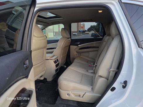 Used 2018 Acura MDX FWD image 12