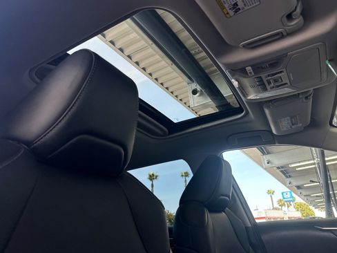 Certified 2022 Toyota RAV4 XLE Premium AWD/4WD image 16