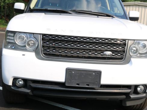 Used 2011 Land Rover Range Rover HSE AWD/4WD image 37
