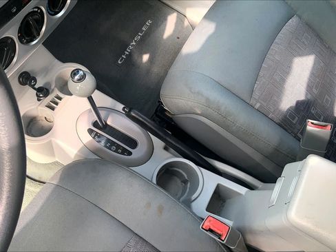Used 2007 Chrysler PT Cruiser Touring FWD image 16