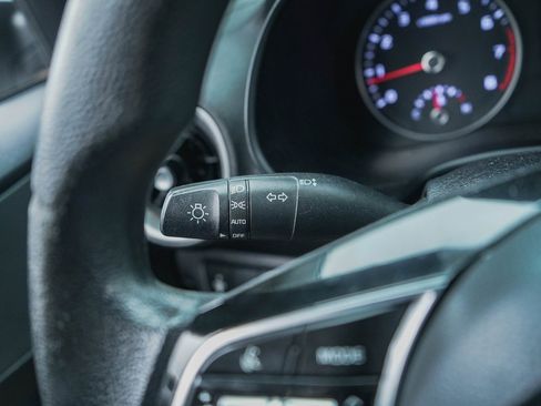 Used 2019 Kia Forte LXS image 17