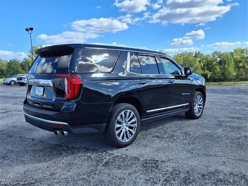 Used 2021 GMC Yukon Denali w/ Denali Premium Package image 14