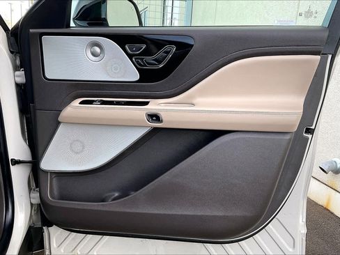 Used 2022 Lincoln Aviator Grand Touring w/ Equipment Group 301A image 22