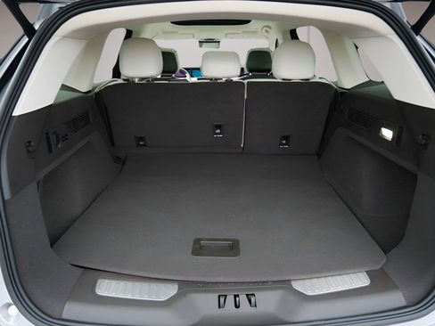 Used 2025 Lincoln Nautilus Black Label image 12