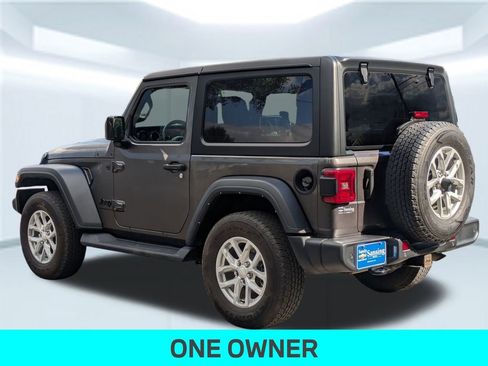 Used 2023 Jeep Wrangler Sport S image 4