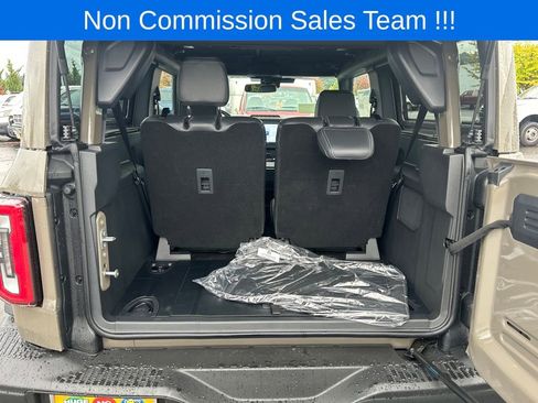 New 2025 Ford Bronco Badlands image 29