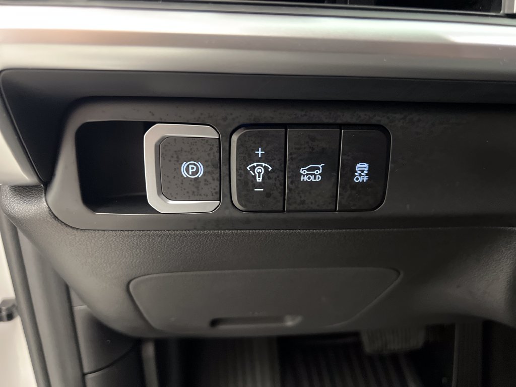 Used 2026 Hyundai Santa Fe SEL FWD image 58