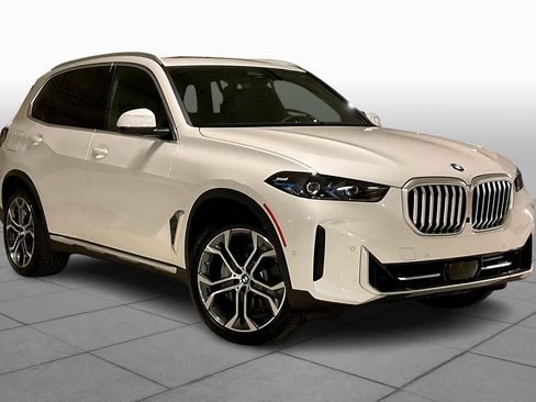 New 2026 BMW X5 sDrive40i w/ Premium Package image 2