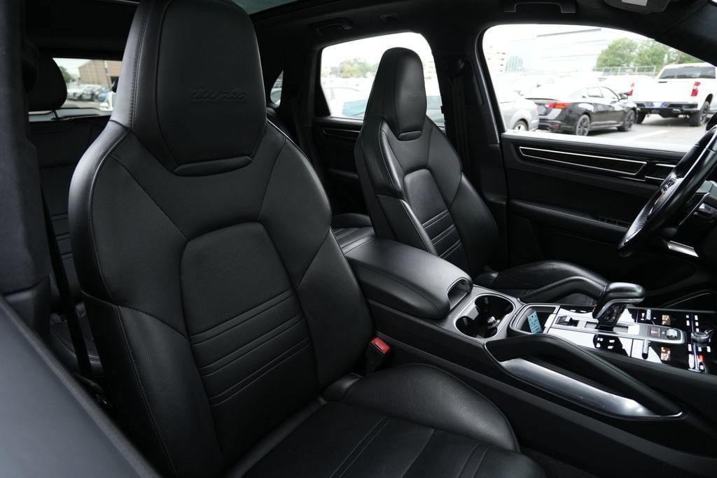 Used 2019 Porsche Cayenne Turbo AWD/4WD image 55