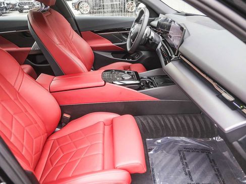 Certified 2024 BMW 530i image 13