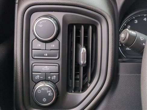 Used 2024 Chevrolet Silverado 2500 Custom w/ Custom Convenience Package AWD/4WD image 18