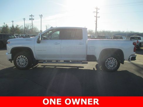 Used 2020 Chevrolet Silverado 2500 High Country w/ Z71 Off-Road Package image 11