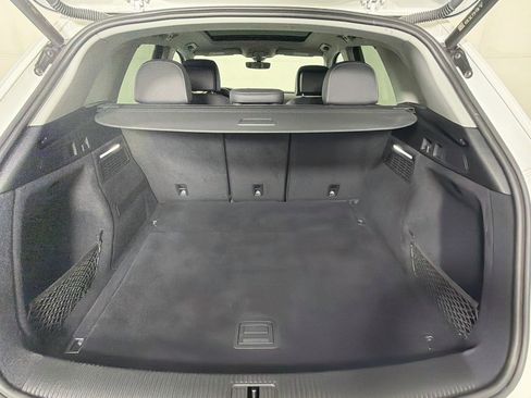Used 2023 Audi Q5 2.0T Premium w/ Convenience Package AWD/4WD image 28