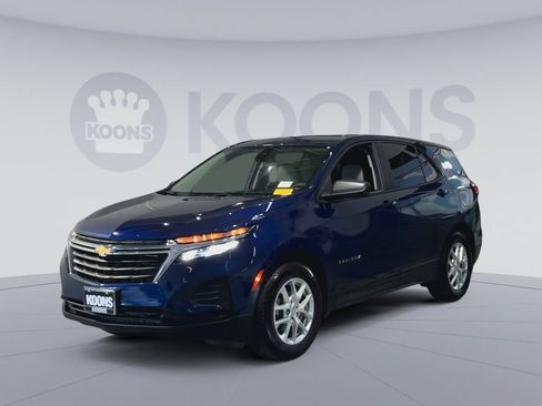 Used 2023 Chevrolet Equinox LS w/ LS Convenience Package FWD image 5
