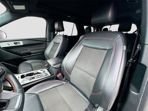 Used 2023 Ford Explorer ST-Line w/ Class IV Trailer Tow Package image 20