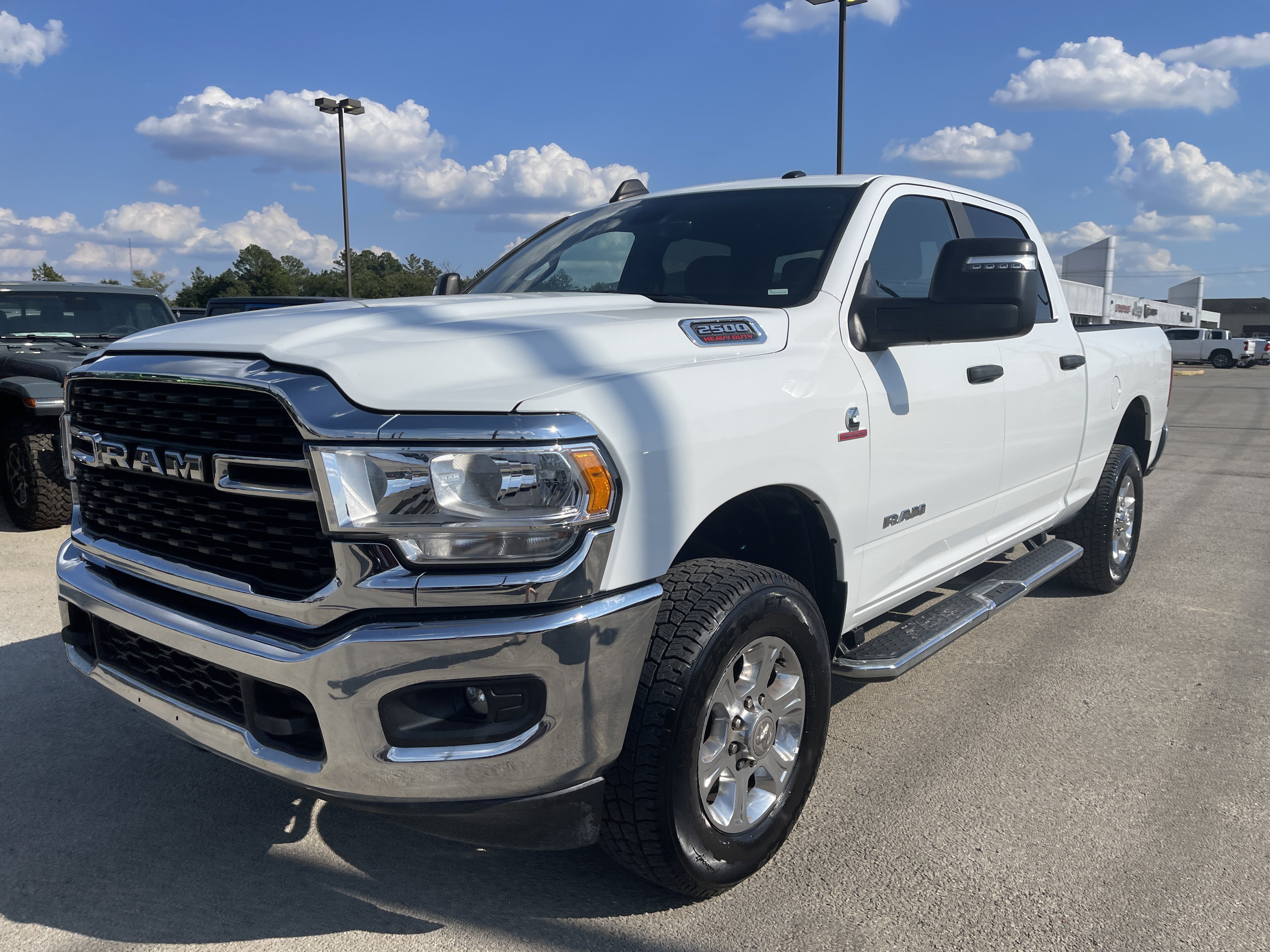 Used 2024 RAM 2500 Big Horn AWD/4WD image 8