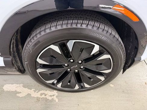 New 2026 Chevrolet Blazer EV RS image 4