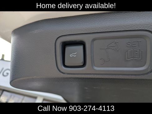 Used 2024 Ford Expedition Max XLT image 36