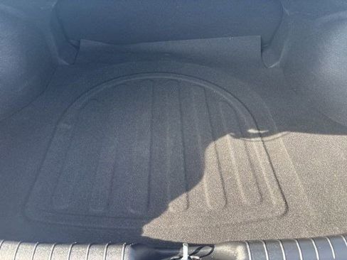 Used 2025 Hyundai Elantra SE image 31