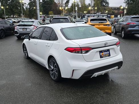 Used 2021 Toyota Corolla SE FWD image 5