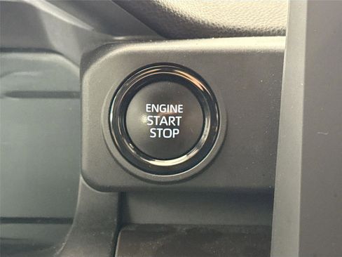 Certified 2024 Toyota Tacoma SR5 image 20