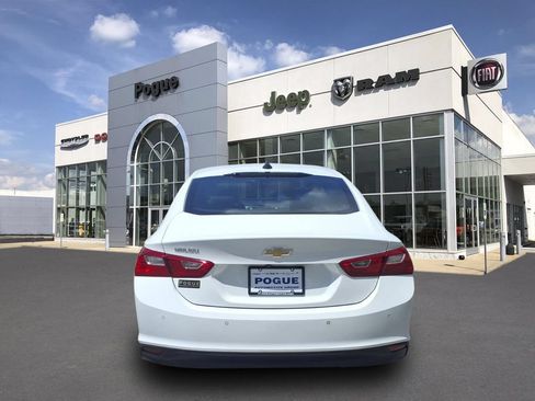 Used 2024 Chevrolet Malibu LS w/ Driver Confidence Package FWD image 4