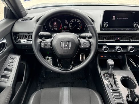 Used 2025 Honda Civic Sport image 29