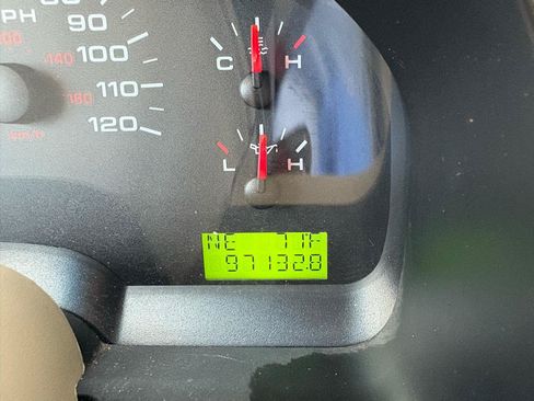 Used 2004 Ford F150 XLT AWD/4WD image 42