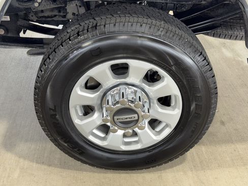 Used 2024 Ford F250 XLT w/ 360-Degree Camera Package image 28