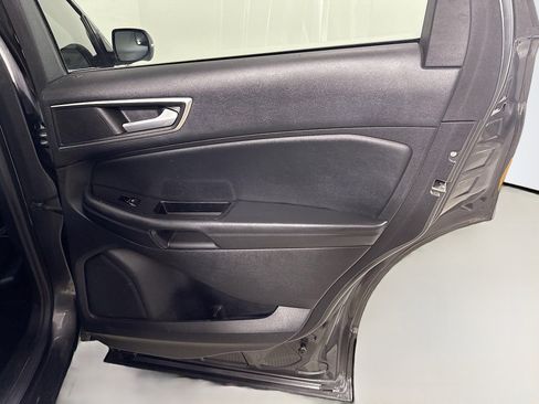 Used 2016 Ford Edge SEL w/ Equipment Group 201A image 26
