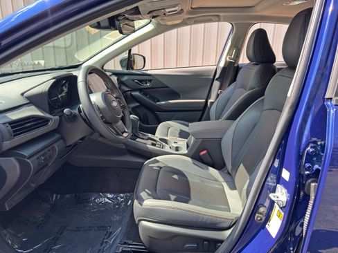 Used 2025 Subaru Crosstrek 2.5i Limited AWD/4WD image 16