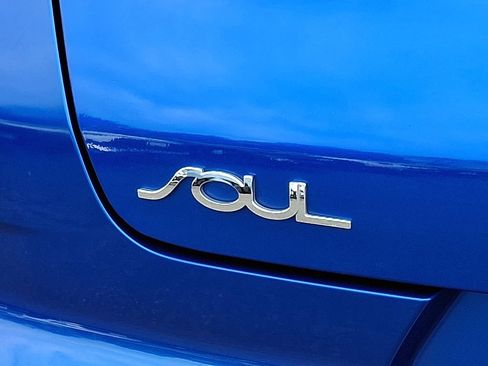 Certified 2021 Kia Soul Turbo FWD image 16