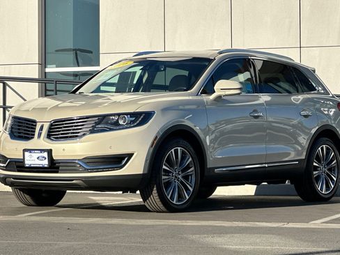 Used 2016 Lincoln MKX Reserve w/ Technology Package image 7