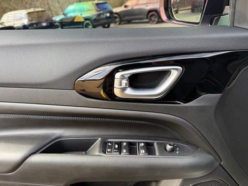 New 2026 Jeep Compass Latitude image 15